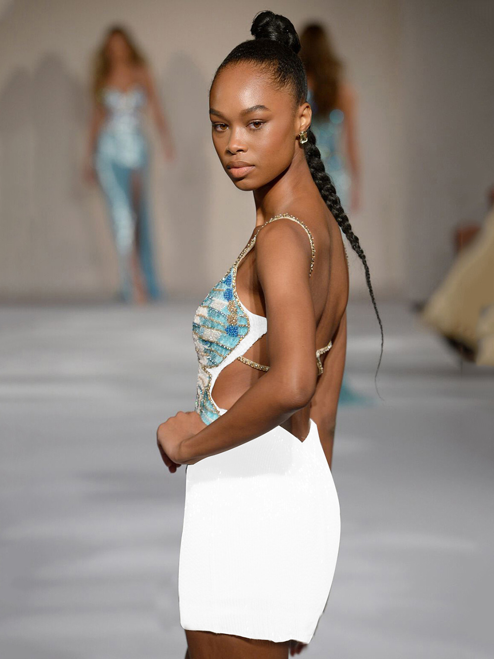 #MoteruStyle! Back Butterfly Diamond Mini Bandage Dress Evening Dresses Shiny Rhinestone Evening Sexy White Spaghetti Straps Wedding Dresses - 画像 (7)