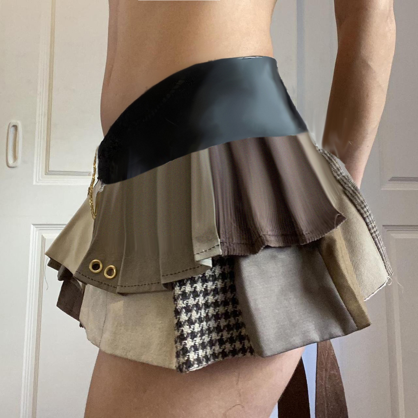 #MoteruStyle! Retro Street Style Irregular Leather Patchwork Pleated Skirt Low Waist Faux Leather Panel Mini Pleated Skirt American Street Style Asymmetric Mini Skirt Punk Style Color Block Half-length Skirt - 画像 (3)