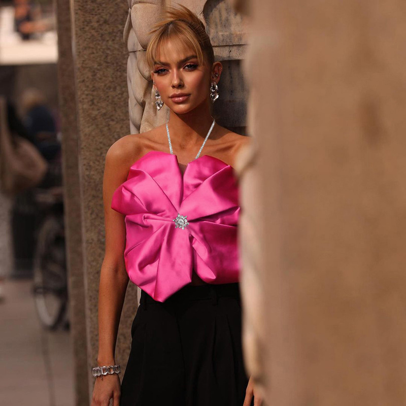 # MoteruStyle! Halter Crystal Flower Asymmetrical Open Back Crop Top Hanging Neck Large Flower Tie Top Casual Vest Tops Pink Cami Streetwear Halter Backless Blouse