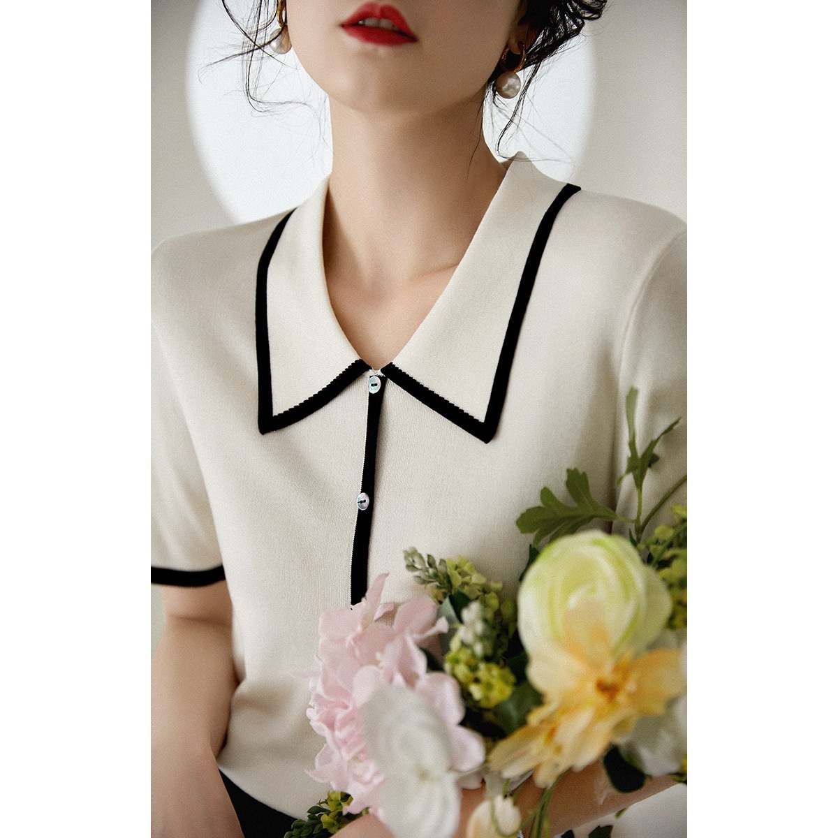 #MoteruStyle! Women's Fashion Black And White Contrast Lapel Knit Top Knitwear Cut and Sewn, Bolero, V-neck Top, Collared Pullover, Short Sleeve, Simming, Casual, Thin, Shirts, Spring and Summer - 画像 (6)